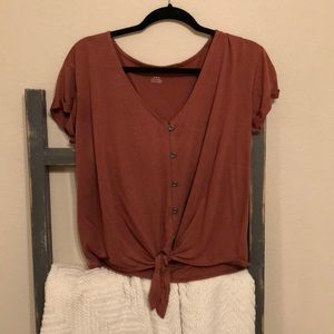 American Eagle button down top